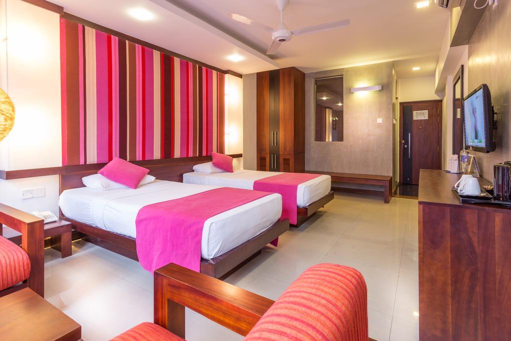 Hotel Topaz Kandy Dış mekan fotoğraf