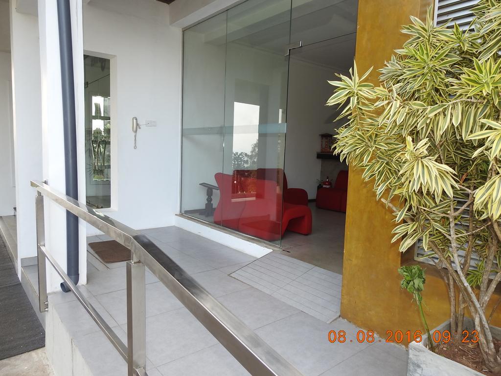 Hotel Topaz Kandy Dış mekan fotoğraf