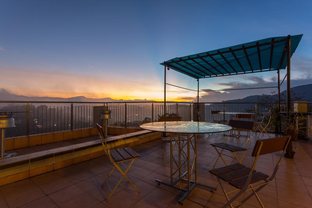 Hotel Topaz Kandy Dış mekan fotoğraf