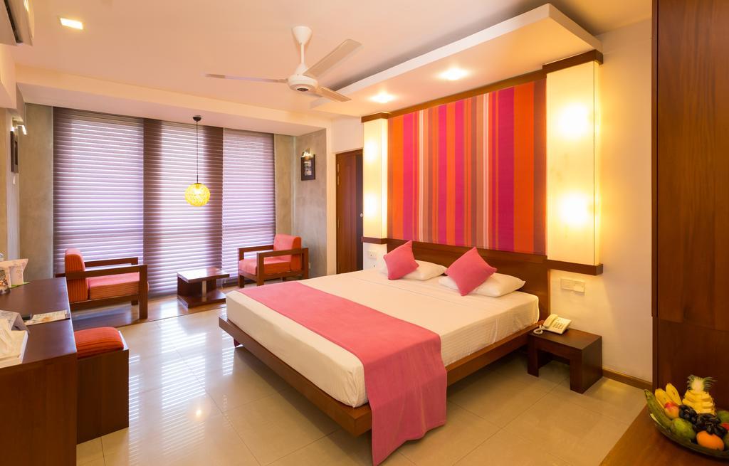 Hotel Topaz Kandy Dış mekan fotoğraf